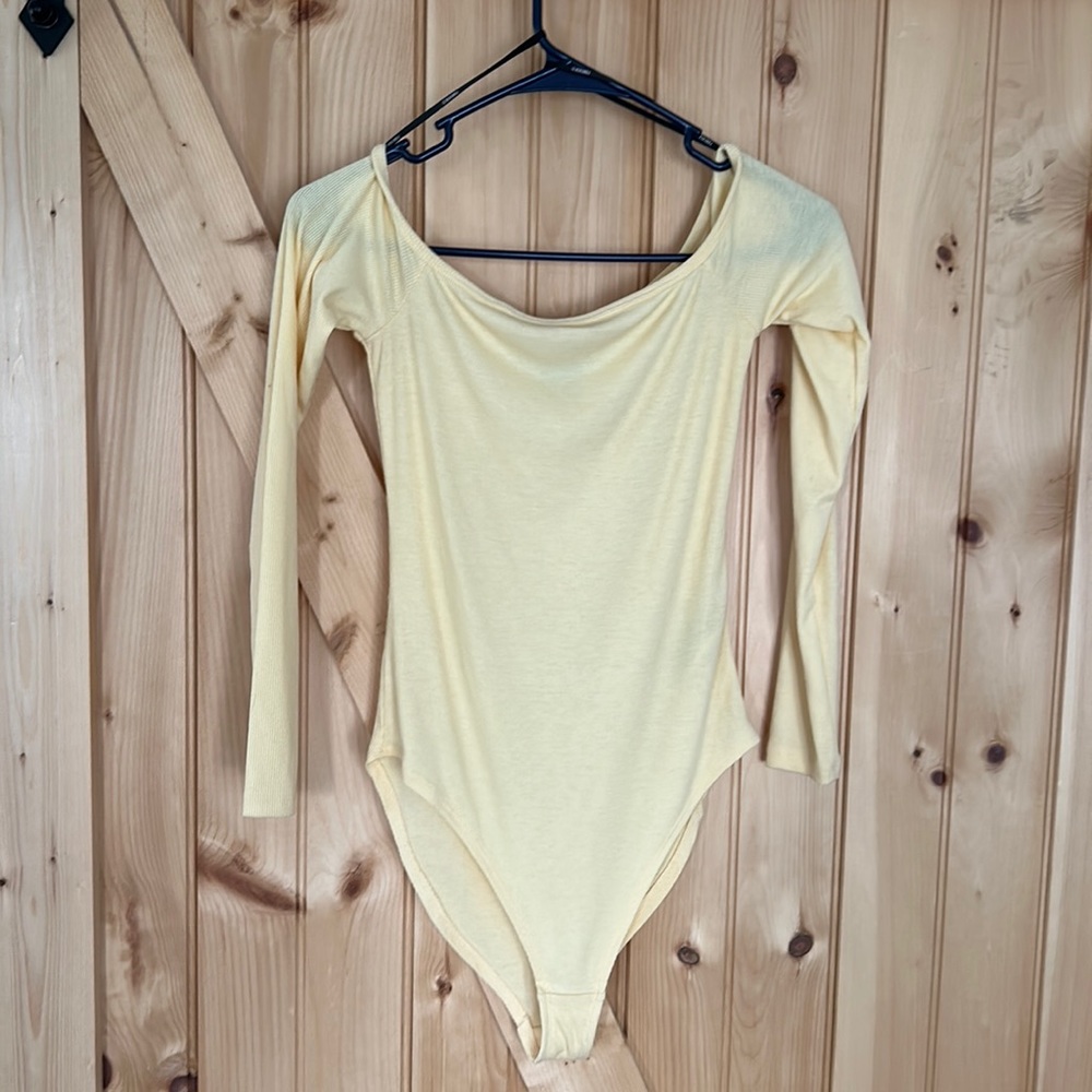 Forever 21 Off the Shoulder Bodysuit 3/4 Length Sleeves Small